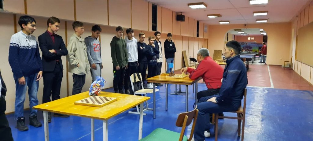 Соревнования по шахматам